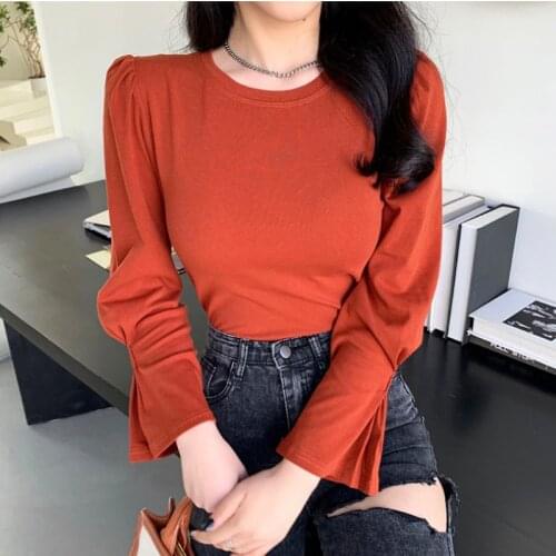 2021 Slim Flare Sleeve Cotton Womens T Shirt Solid Folds Long Sleeve T-shirts White O-Neck Korean Spring Autumn Women-clothing