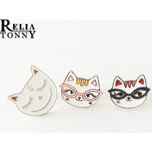 3pcs set Cute Cat Badges Pins Smile Cat Wearing Glasses Animal Brooches Clothes Jackets Lapel Pin Bag Metal Button Women Jewelry