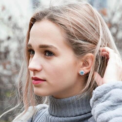 New Design Wedding Jewelry Luxury Clear Zircon Earrings Elegant Snow Stud Earrings For Women Jewelry Gift