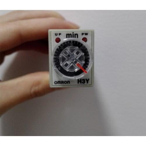 Time relay H3Y-2 H3Y 250V 5A 10 minutes 220V AC & socket