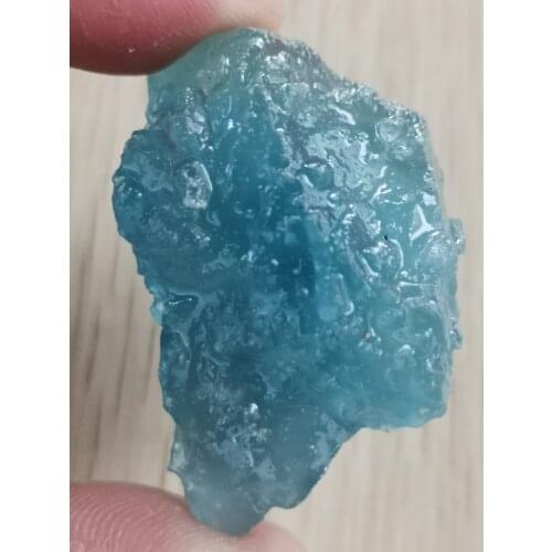 Natural sapphire stone raw quartz crystal Gift cure