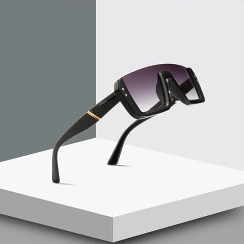 Woman Flat Top Oversized Sun Glasses Women Square Brand Sunglasses Newest Semi-Rimless Sunglasses Vintage Female Rivet Shades NX