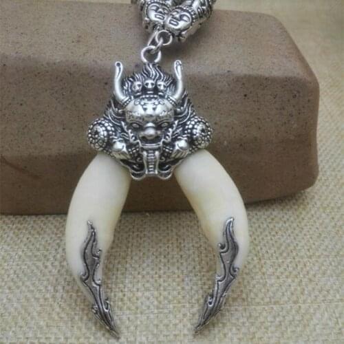 Wolf Tooth Double Tooth Dragon Head Pendant Necklace Safe And Good Luck Exorcise Evil Spirits Small Buddha Head Beads Statue
