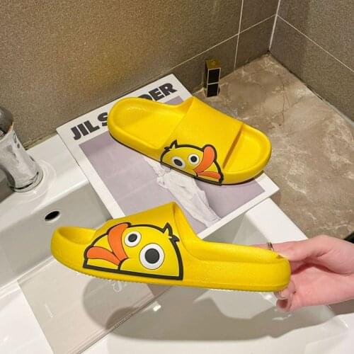 2021 Summer New Non-slip Slippers Couple Summer Indoor Cute Cartoon Duck Home Thick-soled Outdoor Breathable Beach Shoes