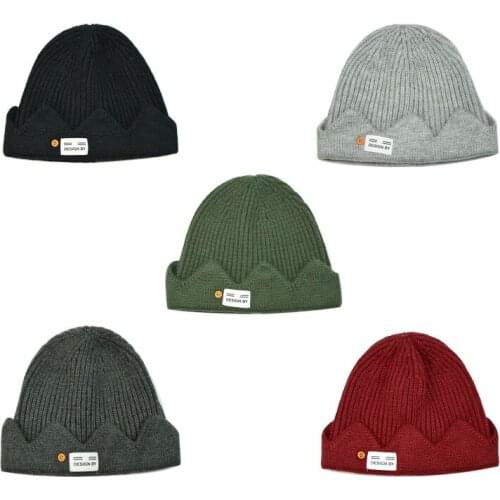 Wave Pattern Edge Knitted Winter Warm Cap Creative Design Crown Melon Hat for Night Running Fishing Outdoor Sports