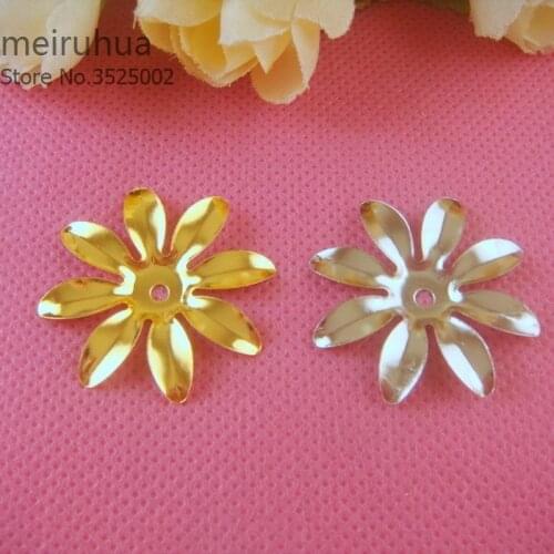 20 pcs/lot 28mm Metal Filigree Flowers Slice Charms base Setting Jewelry DIY Components Findings 08235
