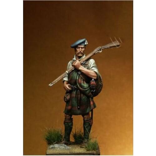 New Unassembled 1/24 75MM ancient warrior Scottish stand 75 mm Resin Figure Unpainted Model Kit