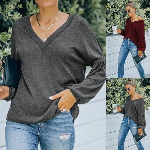 Women T-Shirts Autumn 2021 Long Sleeve Fashion Sexy V-Neck Loose Style Solid Color Winter Bottom Casual Female Blouse C2837
