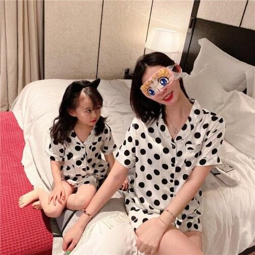 2020 spring and summer new products breathable cold feeling wave point little cow home shorts parent-child pajamas