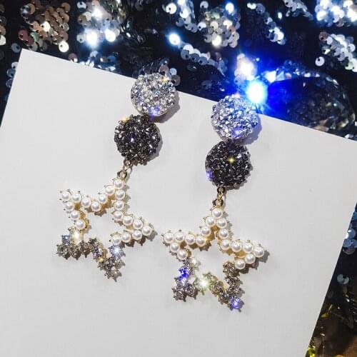 New Arrival Fashion Metal Classic Geometric Women Long Dangle Earrings South Koreas Sweet Super Round Pearl Jewelry For Female