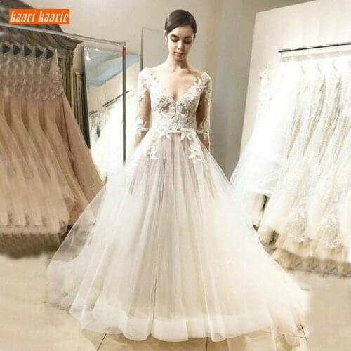 Luxury Boho White V Neck Wedding Dress Lace Appliqued Pageant Tulle Beach Wedding Gowns Long Sleeves Custom Made Bridal Dresses