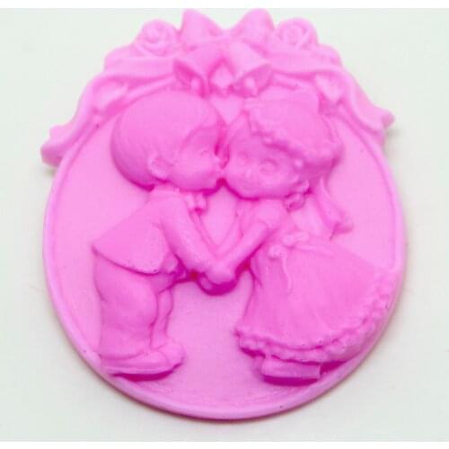 Valentine Wedding Kiss Boy Girl Couple Lover Silicone Soap DIY Mold Craft Mould Handmade Gift Candle Soap Making Mold Soap Mold