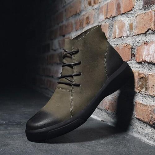 Men High Tops Male boots Luxury Brand Casual Shoes Men Zapatos Hombre Men Leather waterproof lace up Flats Driving Shoes B51-17