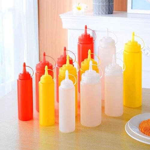 Squeeze Squirt Condiment Bottles with Twist Cap Lids Plastic Dispenser for Ketchup Mustard Hot Sauces Olive Oil Storage Bottle