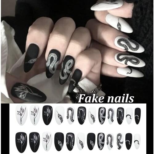 24pcs/Set Punk Fire Pattern Matte Flame False Nails Sexy Black Fashion Short Round Head Full Cover Nail Tips Fnished Nail Art