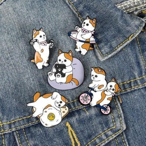 50% Hot Sales 5Pcs/Set Dog Brooch Dumbbells Sports Lovely Alloy Dog Patterns Cartoon Badge for Daily Wear