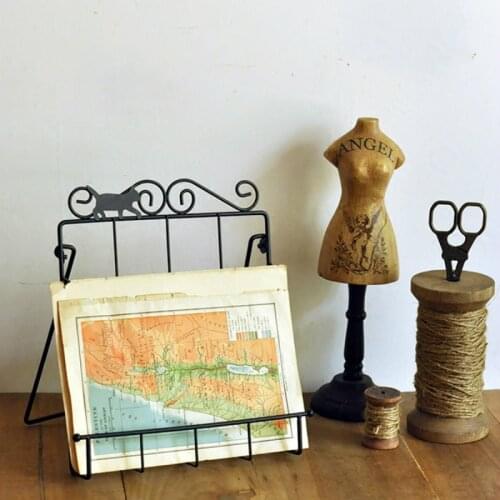 Metal Newspaper Magazine Rack Frame Menu Holder Metal Cat Decoration Cake Book Holder 20X25X4CM