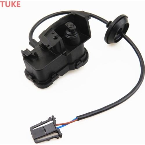 RWSYPL Car Fuel Door Opener Control Motor Actuator For Passat B6 B7 Golf MK6 MK7 R32 Rabbit 56D 810 773 C 5C6810773B