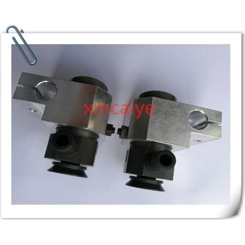 2 pieces Komori High quality replacement parts,Komori Lithrone adjust forwarding sucker CPL