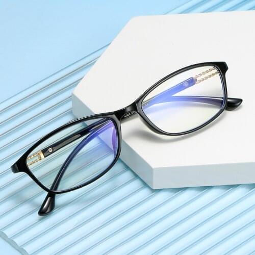 Glasses New Anti Blue Light Glasses Frame Men Small Oval Transparent Eyeglasses Frames for Women Trend Clear Computer Eyewear