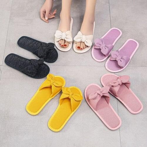RUDOURNEE Footwear