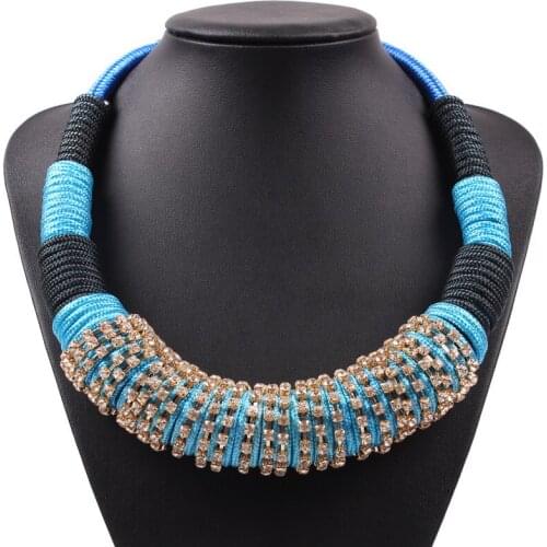Florosy Chokers On The Neck
