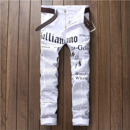 Mens Casual Shorts Monogram Newspaper Printed Skinny Pants White Stretch Fashion Trend Go With Tight Mid-Waist Denim Pants