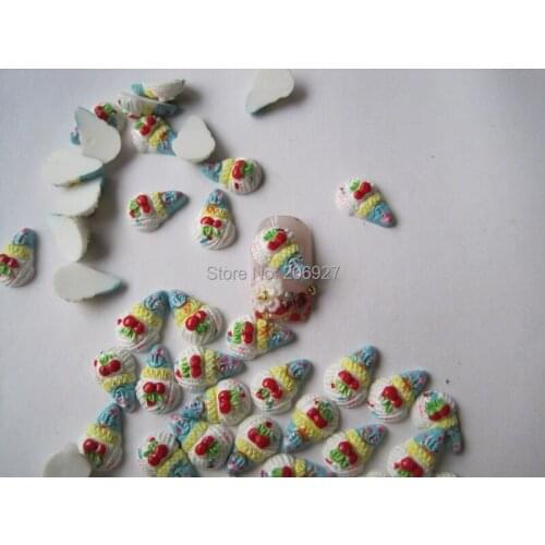 RC90-1 30pcs Cute Ice Cream Shape Nail Resin Decoration Outlooking