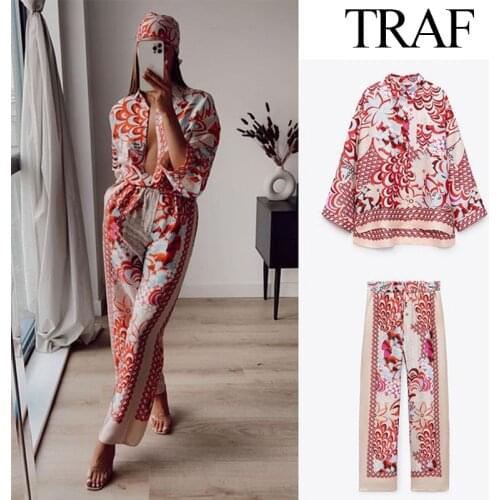 TRAF Women 2021 Fashion With Scarf Printed Loose Asymmetric Blouses Vintage Long Sleeve Side Vents Female Shirts Streetwear