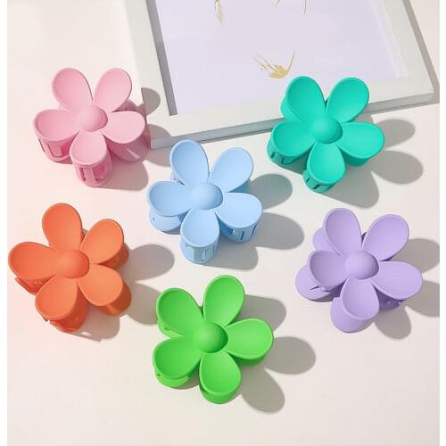Plastic Candy Colors Hairpin cute flower Hair Clamp Girls Frosted Hair Clip Hair Claw Big Flower Shaped Hair Accessories 2021