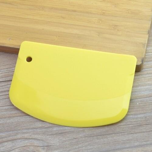 1Pcs Cream Spatula Reusable Fondant Dough Scraper Plastic DIY Pastry Cutters Multipurpose Baking Tool Kitchen Accessories