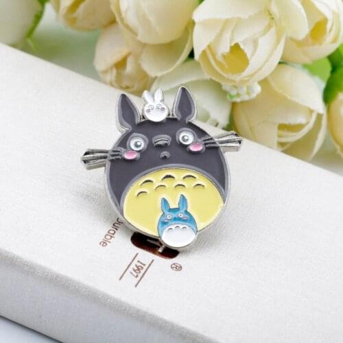 My Neighbor Comic Totoro Enamel Pins Chinchilla Denim Brooch cartoon Pins for Collar Bag Clothes Lapel Pin Badge Gift Corsage