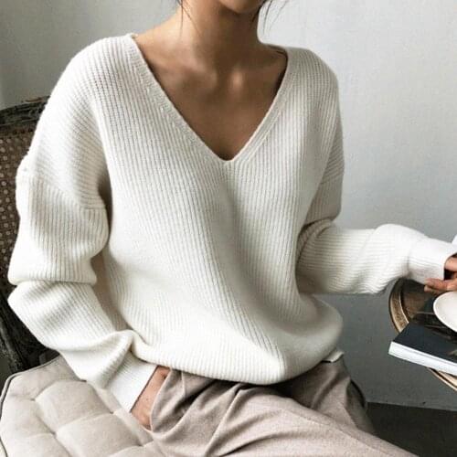 New Arrival Autumn Winter Women Long Batwing Sleeve V Neck Irregular Hem Loose Ribbed Knitted Sweater Female Warm Clothes