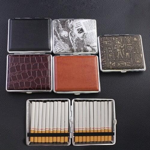 2pcs Cigarette Case Clamshell Open Cigarette Case Portable Cigarette Utensil Cigarette Protective Cover (Random Color)