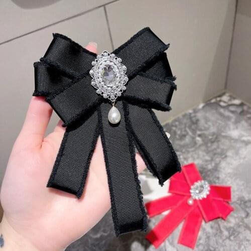 Rhinestone Ribbon Bow Tie Brooches Fashion Korean Version of British Womens College Style Shirt Corsage Handmade Female Jewelry