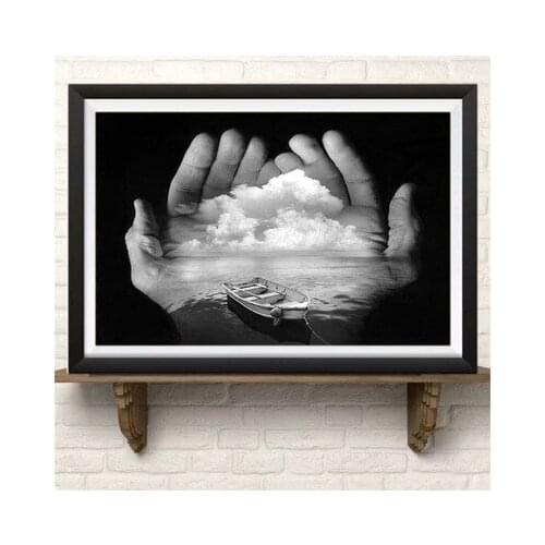 Painting Classical Black and White Hands Hold Cloud Canvas Picture Prints for Living Room Interior Decoration On Loft Frameless