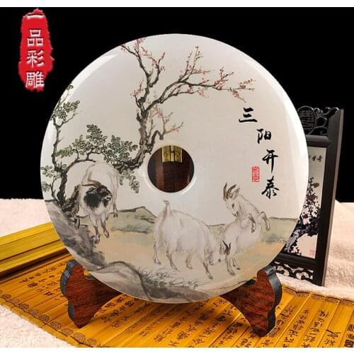 The wine shelf entrance entrance decoration decorations to send parents to send their elders birthday gift Claus utility