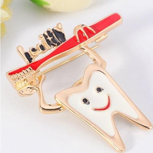 2020 Women Cute Sweet Teeth Brooch Pins Enamel Health Logo Enamel Toothbrush Pin Badge Brooches And Pins Party Tooth Brooch