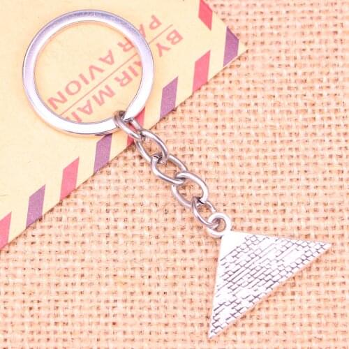 20pcs New Fashion Keychain 20*32 mm Egypt pyramid Pendants DIY Men Jewelry Car Key Chain Ring Holder Souvenir For Gift