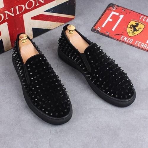 Mens leisure punk hip hop dresses rivets shoes cow leather slip on flats shoe breathable black loafers trend youth footwear man