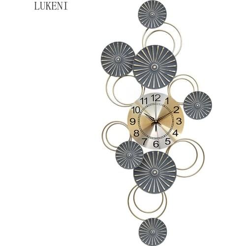 American Minimalist Wall Clock Living Room Light Luxury Decoration Clock Creative Fashion Nordic Home Clock Decoration