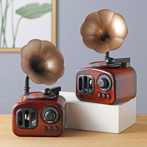 Retro Phonograph Shape Music Box Classical Art Decor Music Box Crafts Gift Home Decoration