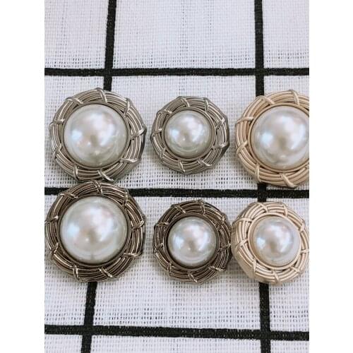 10pcs/lot Gold Pearl Buttons Plastic Shank for Garment Clothing Accessories Fit Sewing Scrapbooking Garment DIY Decoration