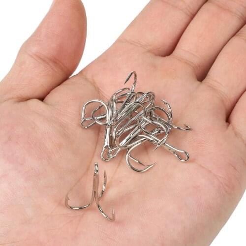 50pcs/ Set Triple Hooks Sea Tackle Accessories Fishhooks Treble Fishing Hooks Black Nicle Barbed Fishhooks Super Sharp Carp new