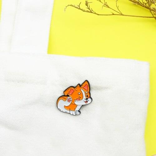 Smile A corgi scratching with its paws Enamel Brooch Lovely animals baby dog Lapel Pin Bag jackets creative Badges