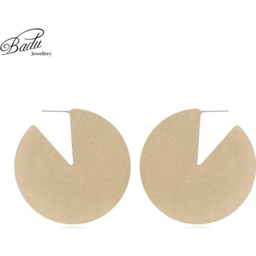 Badu Punk Stud Earrings for Women Gold V Shape Earring Studs Exaggerated Fashion Jewelry Gift for Girls Wholesale