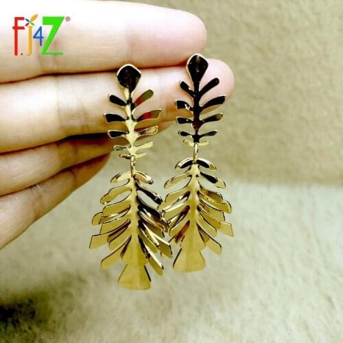 F.J4Z 2021 Fashion Earrings for Women Golden Hollow Leaves Drop Earring Lady Party Show Jewelry Accessories Dropship