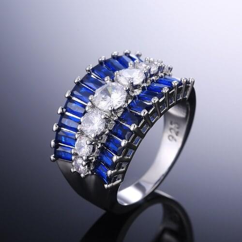 Huitan Noble Lady Rings Blue & White Zircon Graceful Anniversary Party Rings Gorgeous Accessories Mothers Gifts Fashion Jewelry