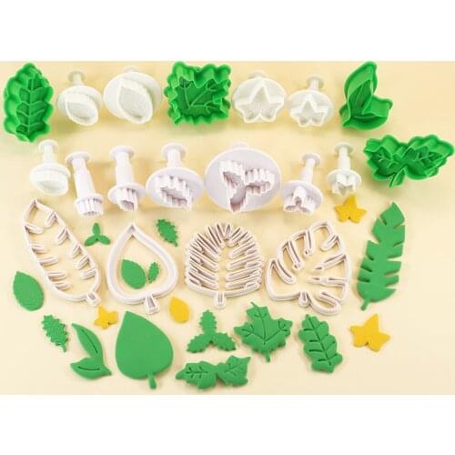 Christmas Cookie Cutter Mould Leaf Shape Xmas Sugar Craft Mold Fondant Pastry Decor Biscuit Plunger Stamp Baking Cake Tools