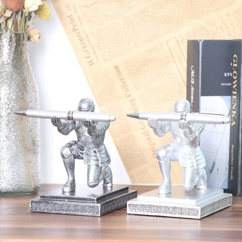 Stainless Steel Pen Holder Knight Soldier Figures Pen Holder Pen Pencil Stand Desk Organizer Home Office Pen Organizer Holder